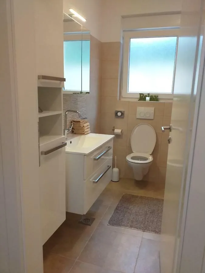 Apartment Apartman Leanton Pula